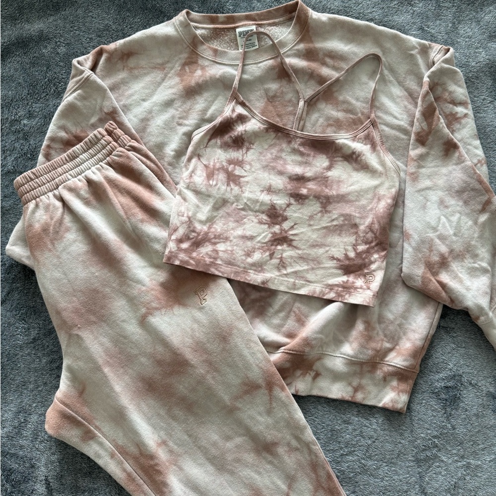 VS PINK 3-Piece Sweat Set